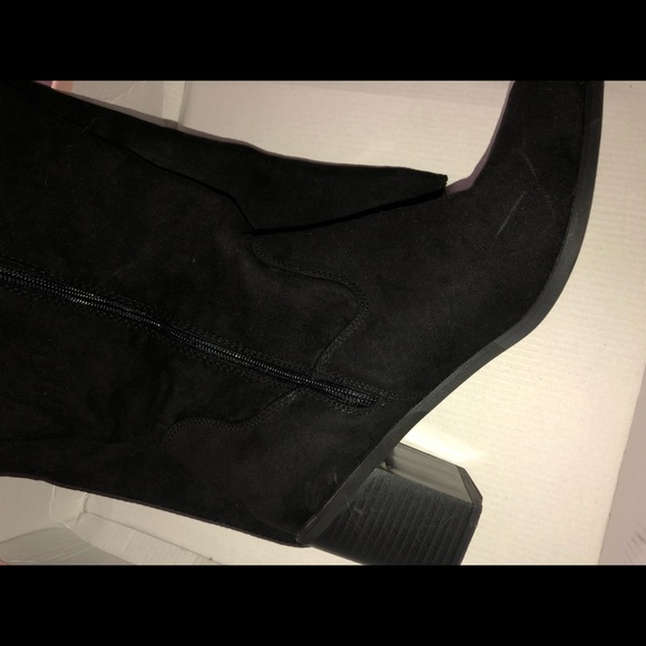 JustFab Boots - Picture 4 of 6